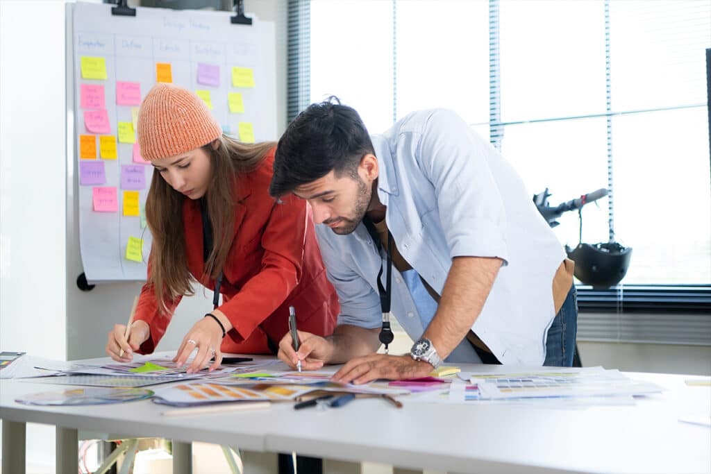 5 Key Cultural Influences of New York Website Design blog image of people working on visual storytelling